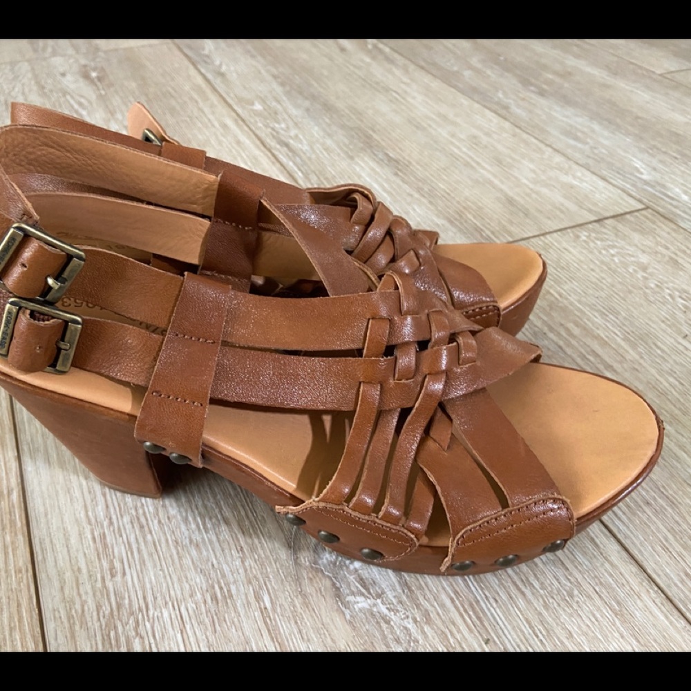 COPY - Korke Ease Shoes size 10
